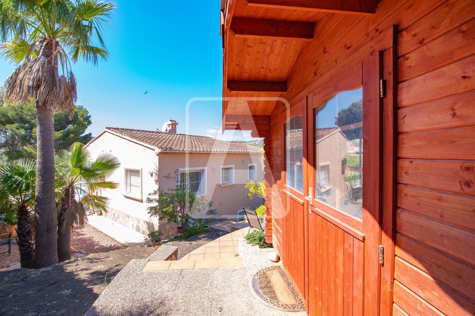 3 bedroom Villa for sale in Benissa with pool garage - € 655,000 (Ref: 9723564)