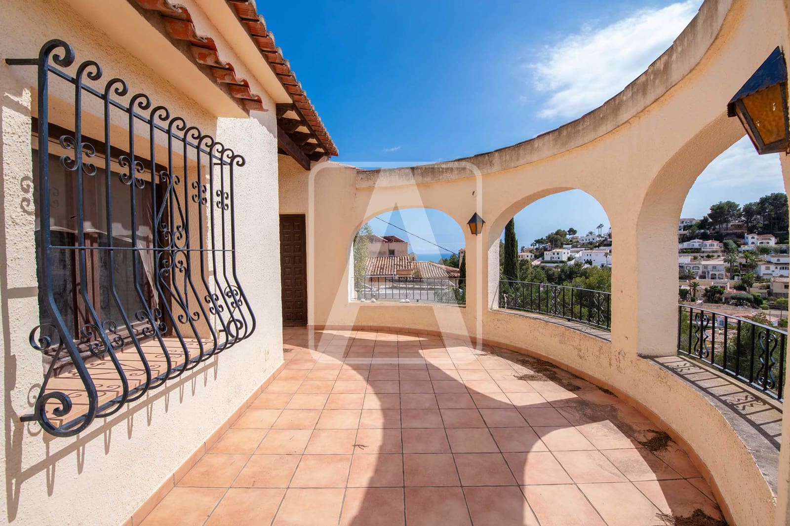 2 bedroom Villa for sale in Benissa with garage - € 549,000 (Ref: 9733432)