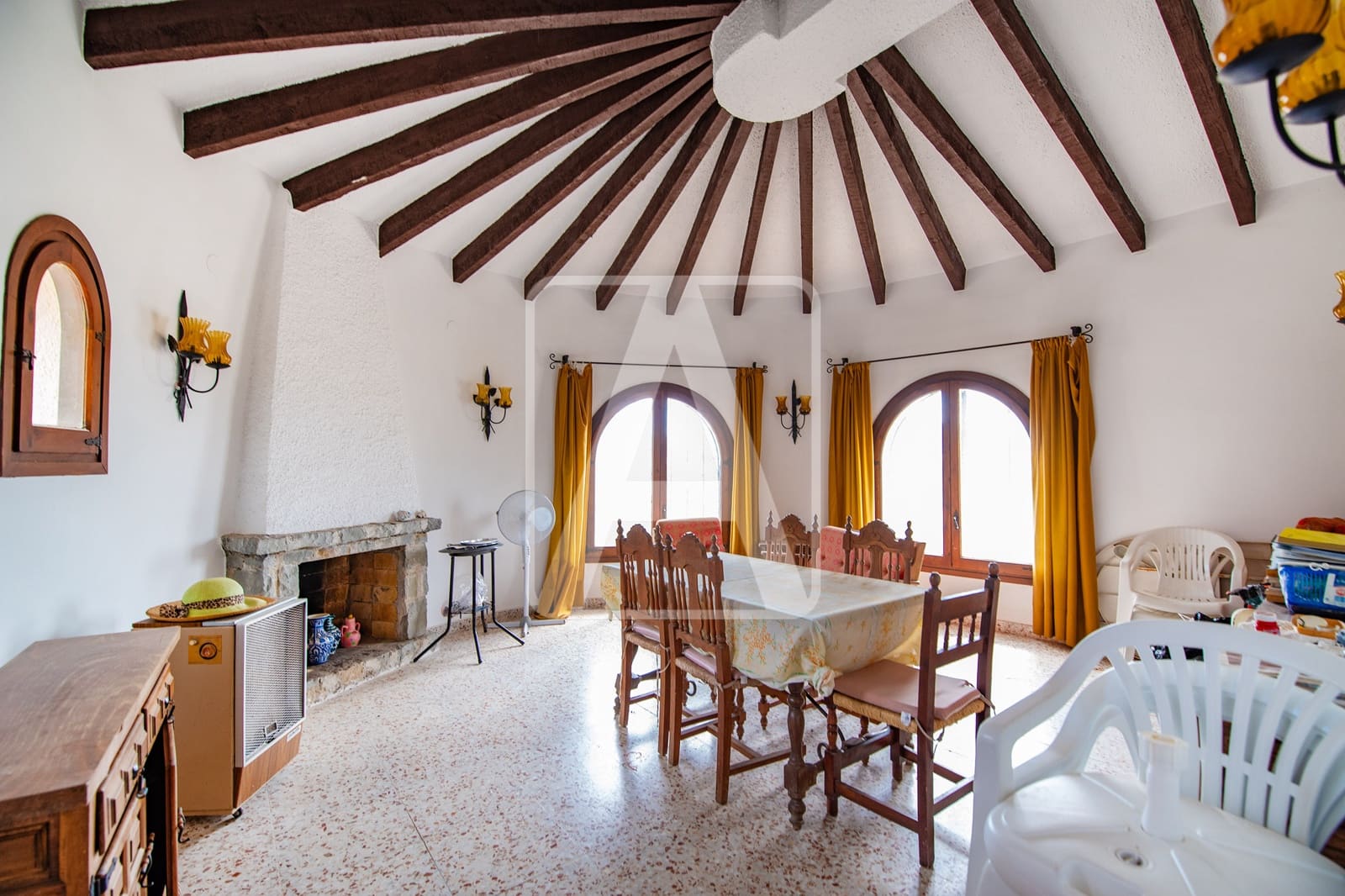 2 bedroom Villa for sale in Benissa with garage - € 549,000 (Ref: 9733432)