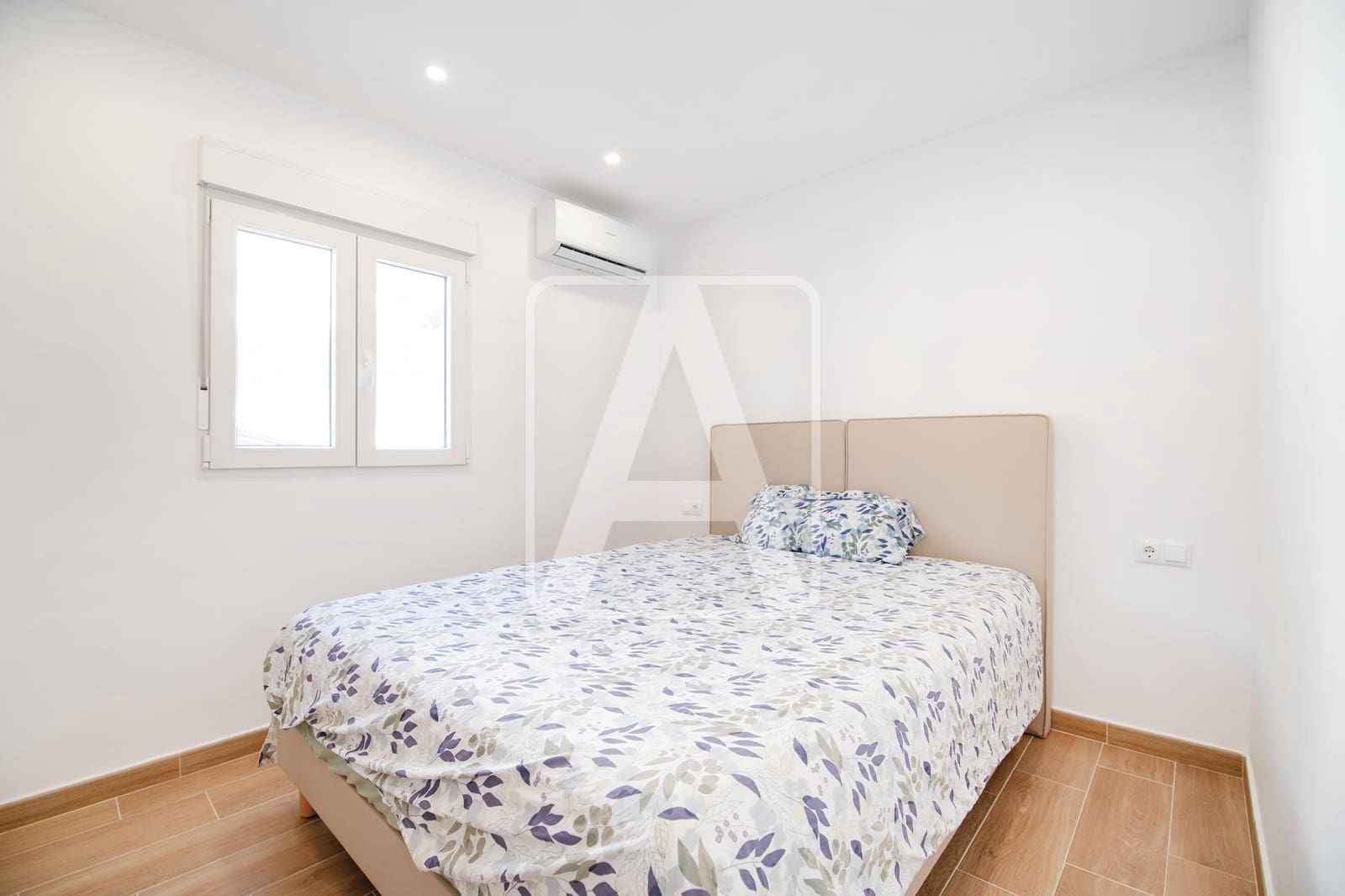 5 bedroom Villa for sale in Benissa with pool garage - € 950,000 (Ref: 9733434)