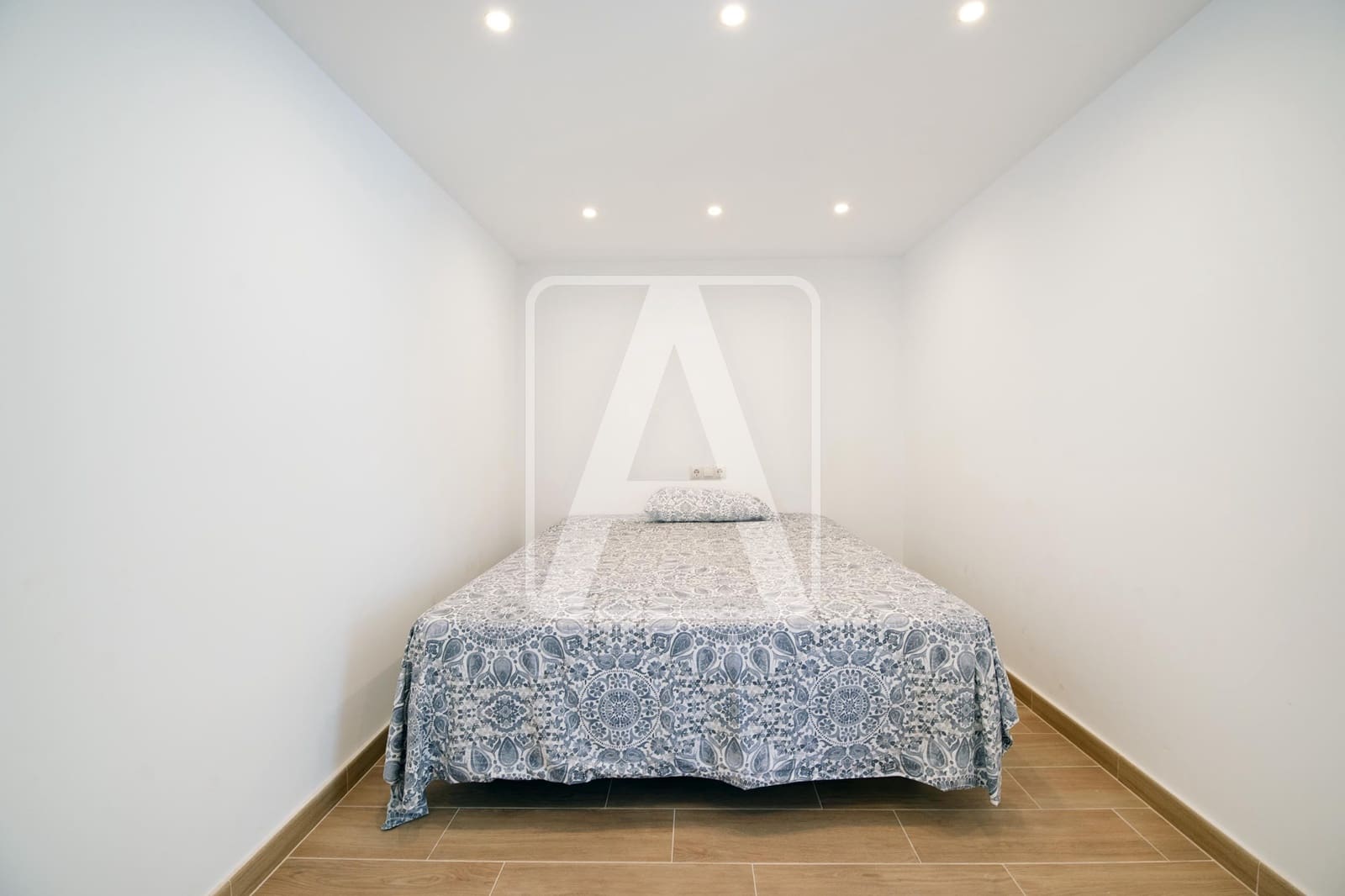 5 bedroom Villa for sale in Benissa with pool garage - € 950,000 (Ref: 9733434)