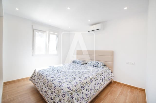 Chalet de 5 habitaciones en Benissa en venta con piscina garaje - 950.000 € (Ref: 9733434)