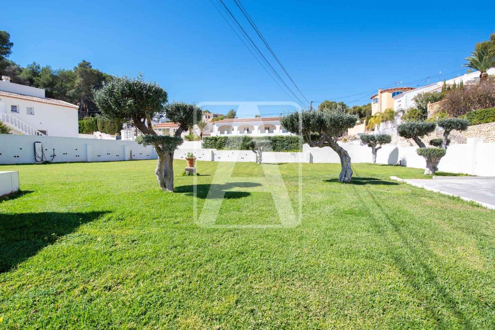 5 bedroom Villa for sale in Benissa with pool garage - € 950,000 (Ref: 9733434)