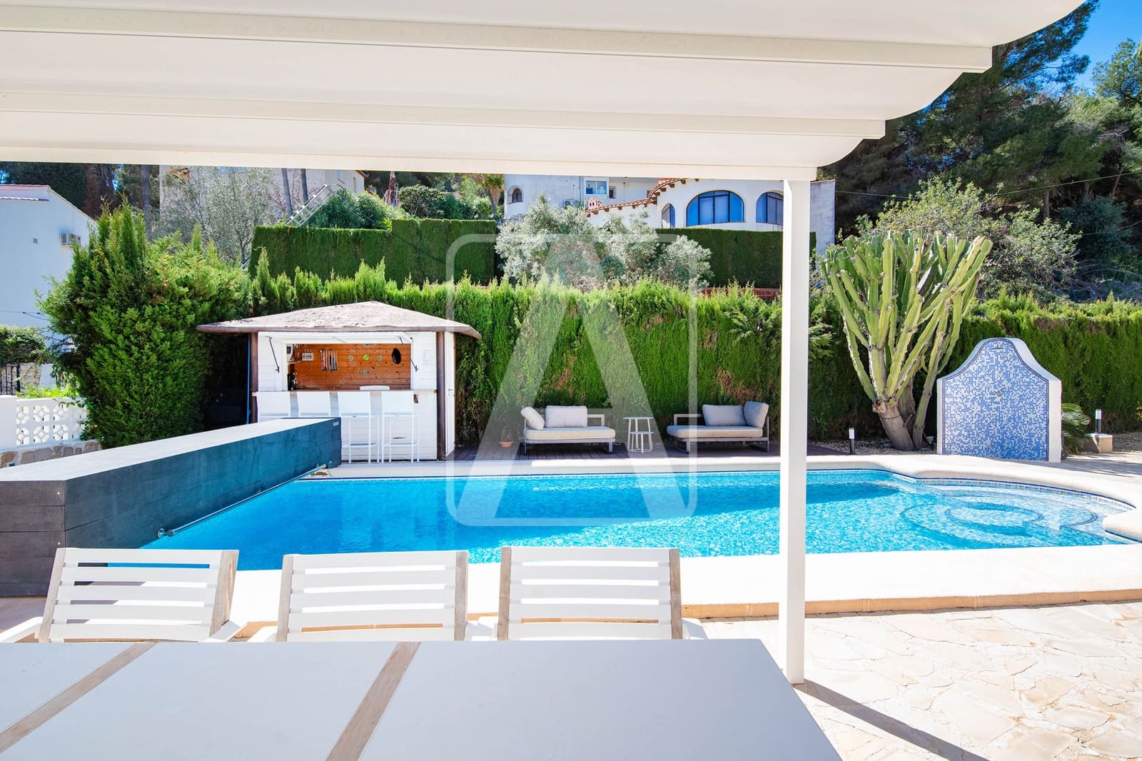 3 bedroom Villa for sale in Benissa with pool garage - € 675,000 (Ref: 9733435)