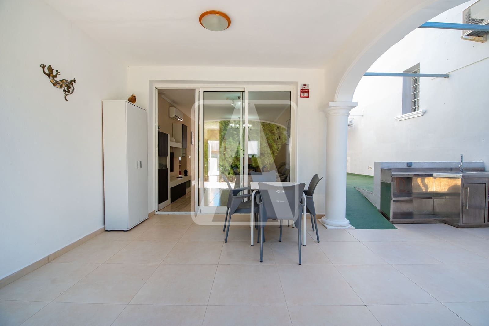 3 slaapkamer Rijtjeshuis te koop in Calpe / Calp met zwembad garage - € 340.000 (Ref: 9734109)