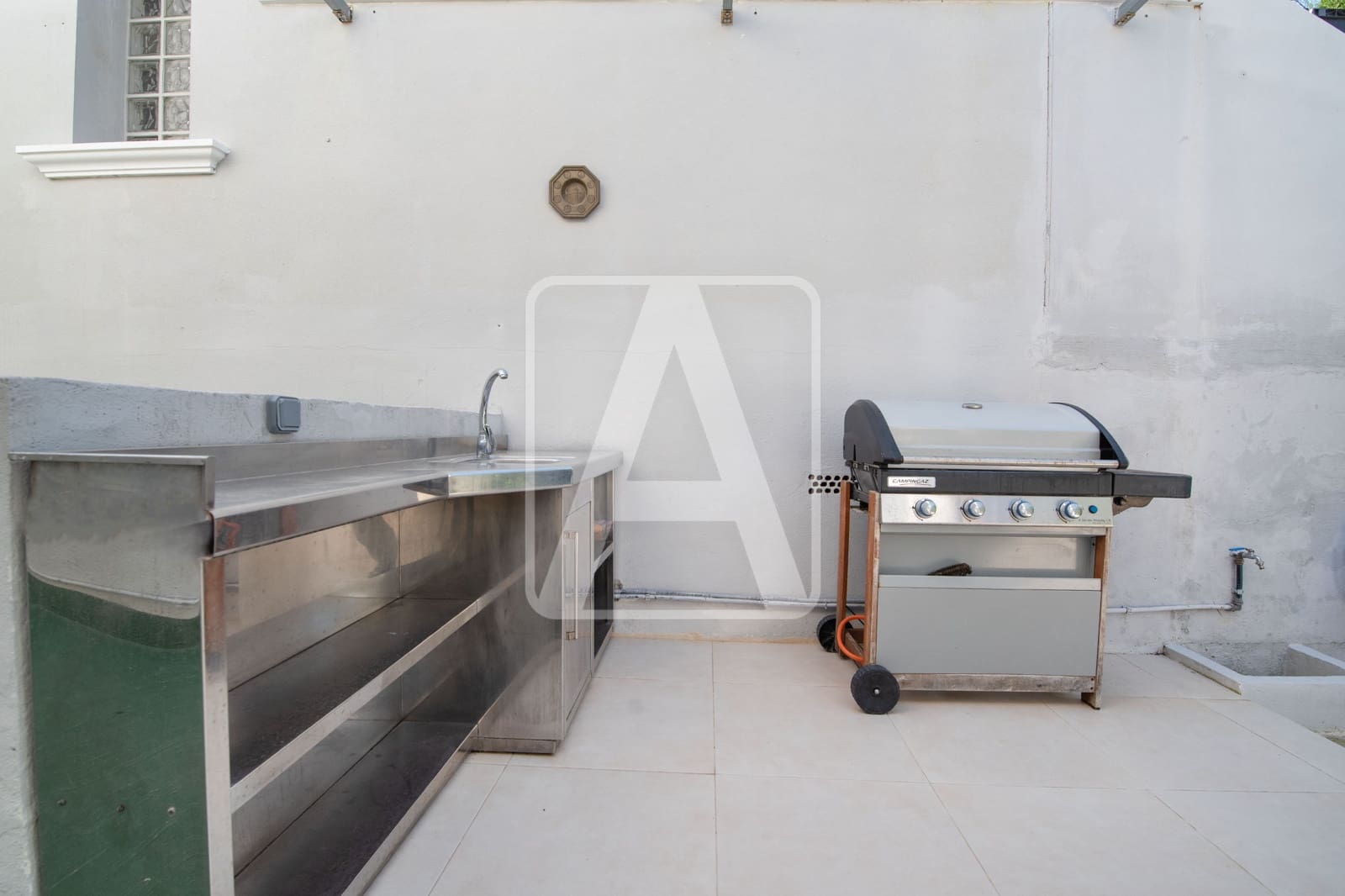 3 slaapkamer Rijtjeshuis te koop in Calpe / Calp met zwembad garage - € 340.000 (Ref: 9734109)