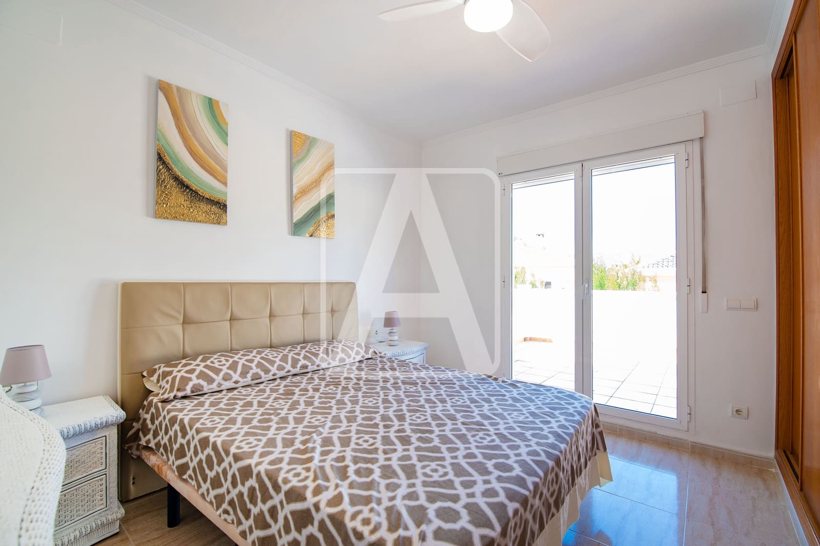 3 slaapkamer Rijtjeshuis te koop in Calpe / Calp met zwembad garage - € 340.000 (Ref: 9734109)
