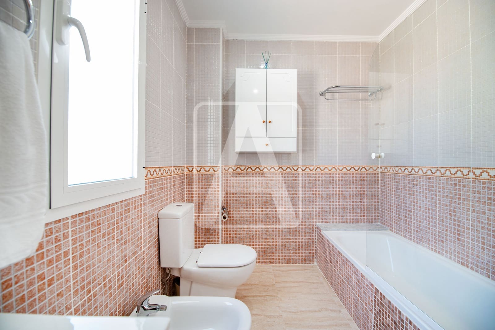 3 slaapkamer Rijtjeshuis te koop in Calpe / Calp met zwembad garage - € 340.000 (Ref: 9734109)