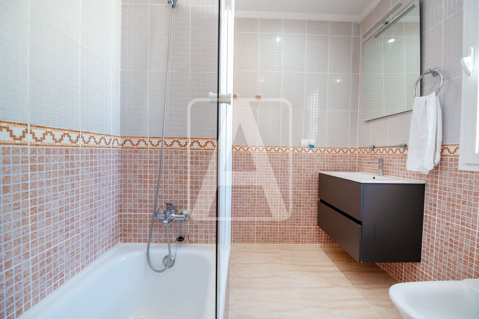 3 slaapkamer Rijtjeshuis te koop in Calpe / Calp met zwembad garage - € 340.000 (Ref: 9734109)