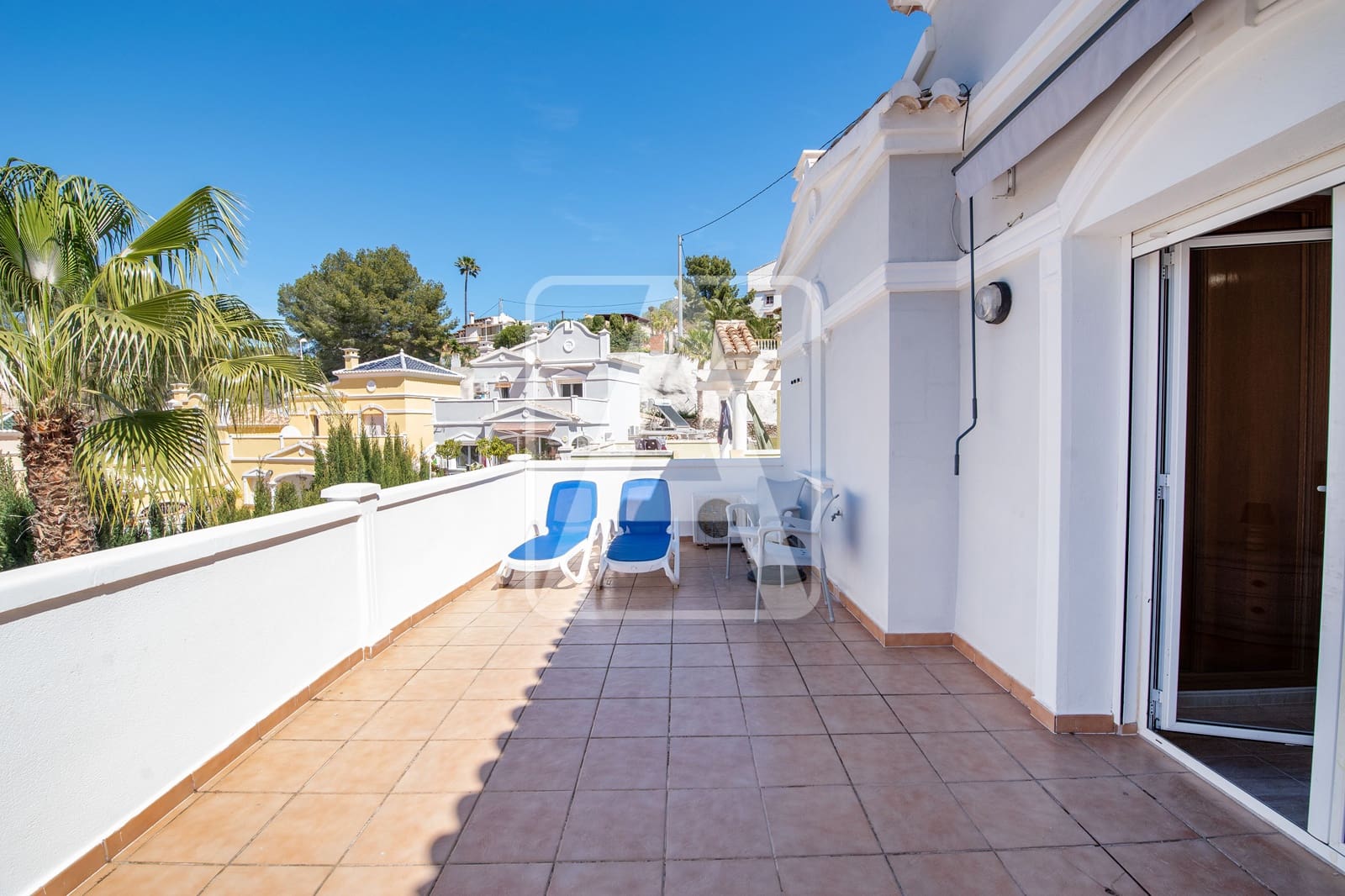 3 slaapkamer Rijtjeshuis te koop in Calpe / Calp met zwembad garage - € 340.000 (Ref: 9734109)