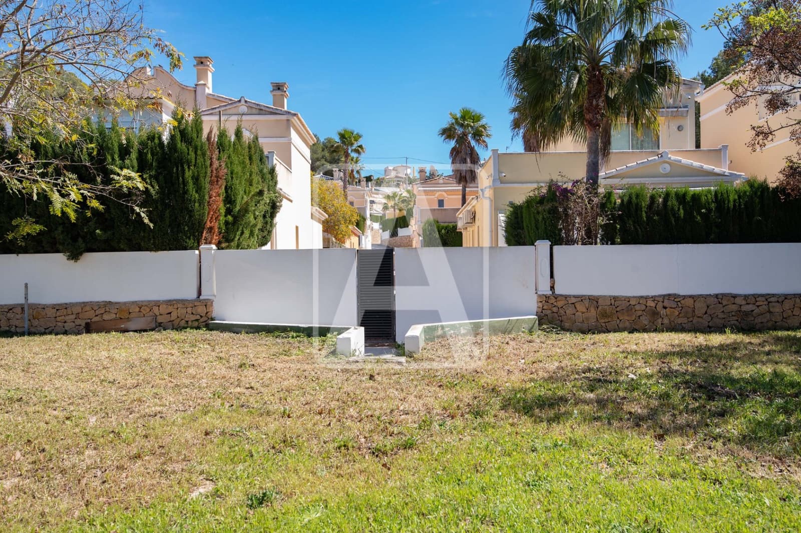 3 slaapkamer Rijtjeshuis te koop in Calpe / Calp met zwembad garage - € 340.000 (Ref: 9734109)