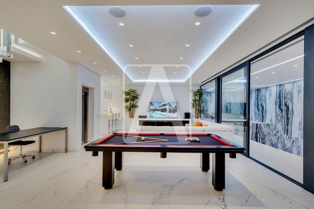 4 sovrum Villa till salu i Calpe / Calp med garage - 2 800 000 € (Ref: 9753689)