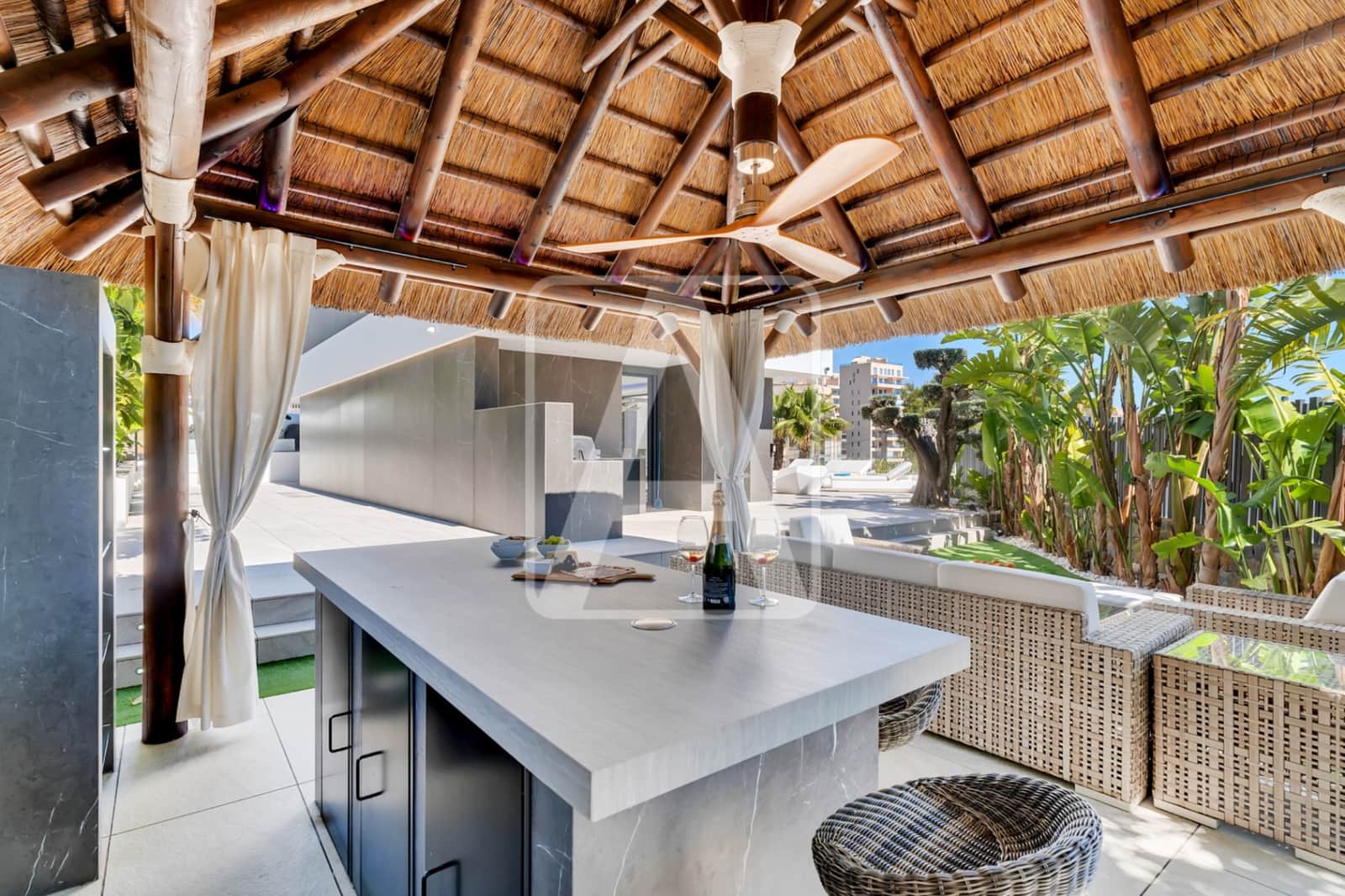 4 camera da letto Villa in vendita in Calpe / Calp con garage - 2.800.000 € (Rif: 9753689)