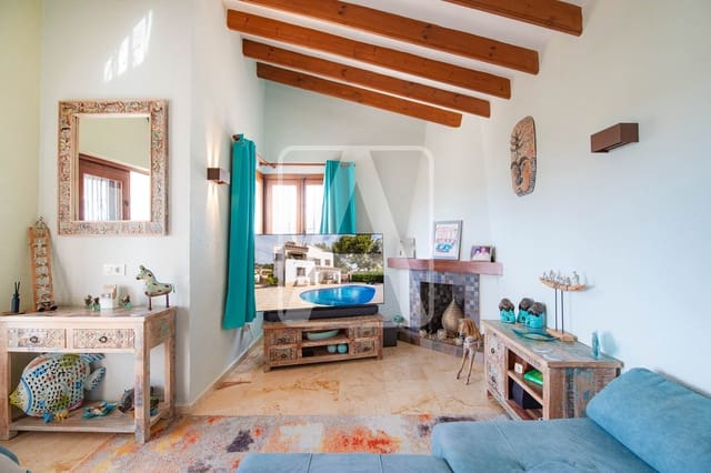 3 soveværelse Villa til salg i Benissa med swimmingpool garage - € 639.000 (Ref: 9758194)