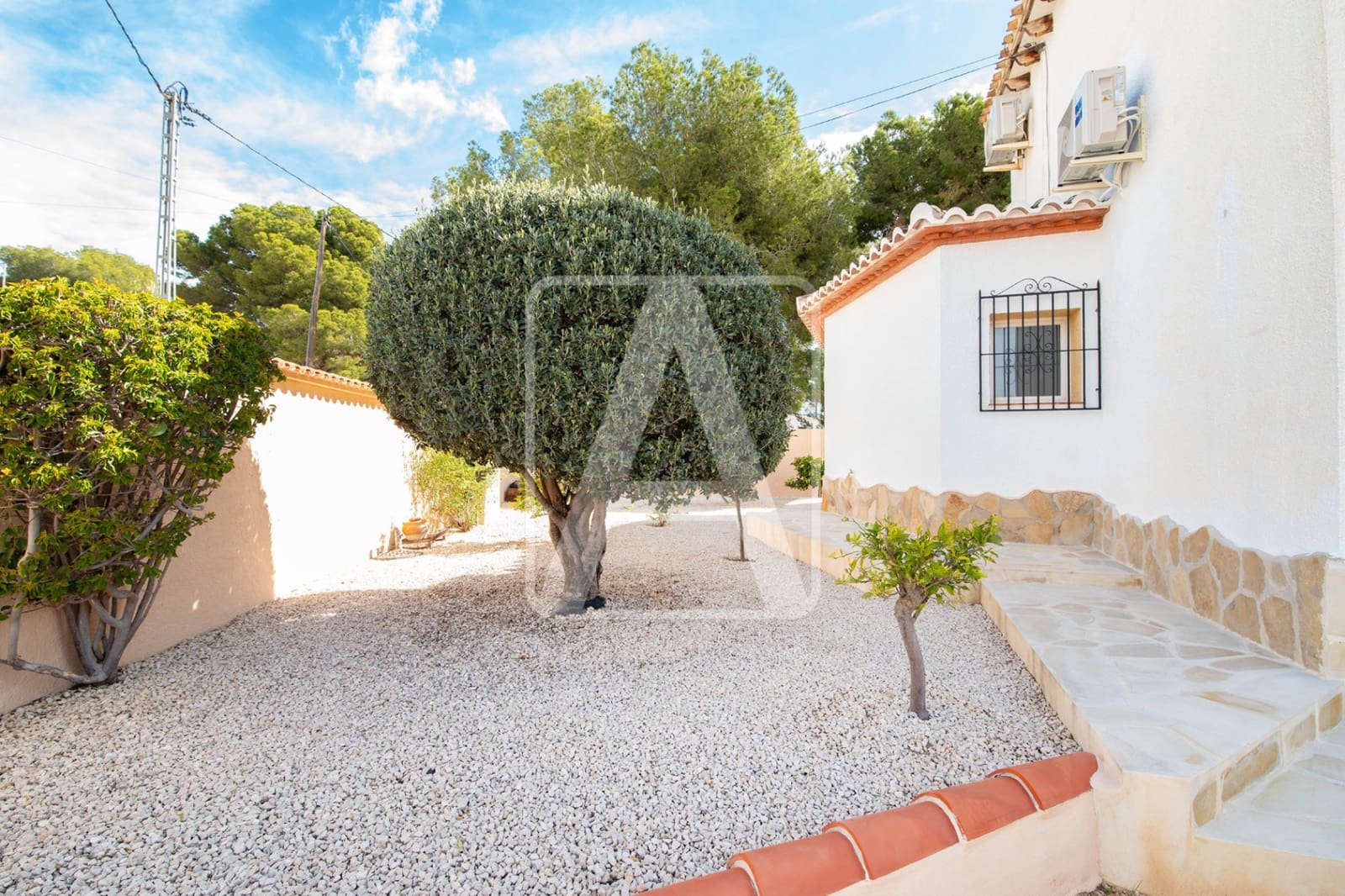 3 soveværelse Villa til salg i Benissa med swimmingpool garage - € 639.000 (Ref: 9758194)