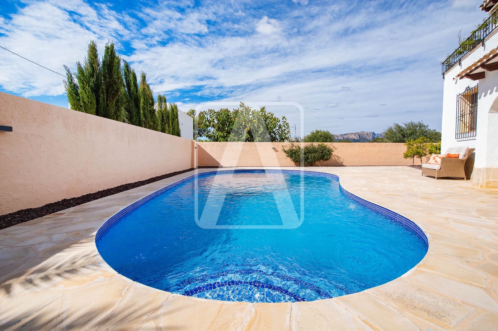 3 soveværelse Villa til salg i Benissa med swimmingpool garage - € 639.000 (Ref: 9758194)