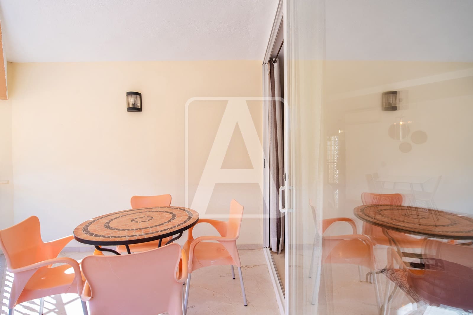 2 sovrum Lägenhet till salu i Calpe / Calp med pool garage - 265 000 € (Ref: 9758195)