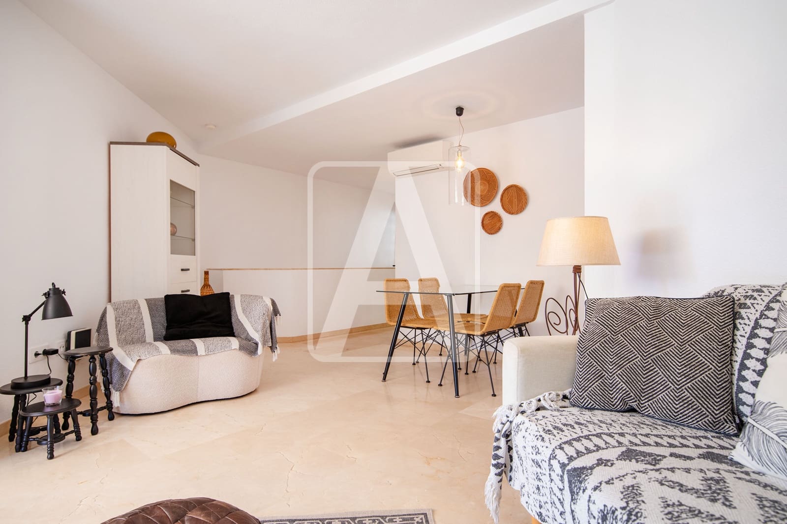 2 sovrum Lägenhet till salu i Calpe / Calp med pool garage - 265 000 € (Ref: 9758195)