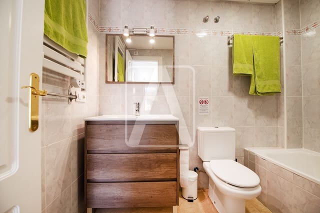 2 sovrum Lägenhet till salu i Calpe / Calp med pool garage - 265 000 € (Ref: 9758195)