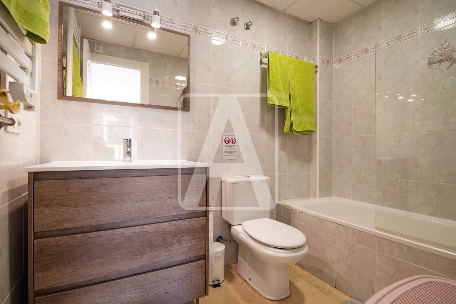 2 sovrum Lägenhet till salu i Calpe / Calp med pool garage - 265 000 € (Ref: 9758195)