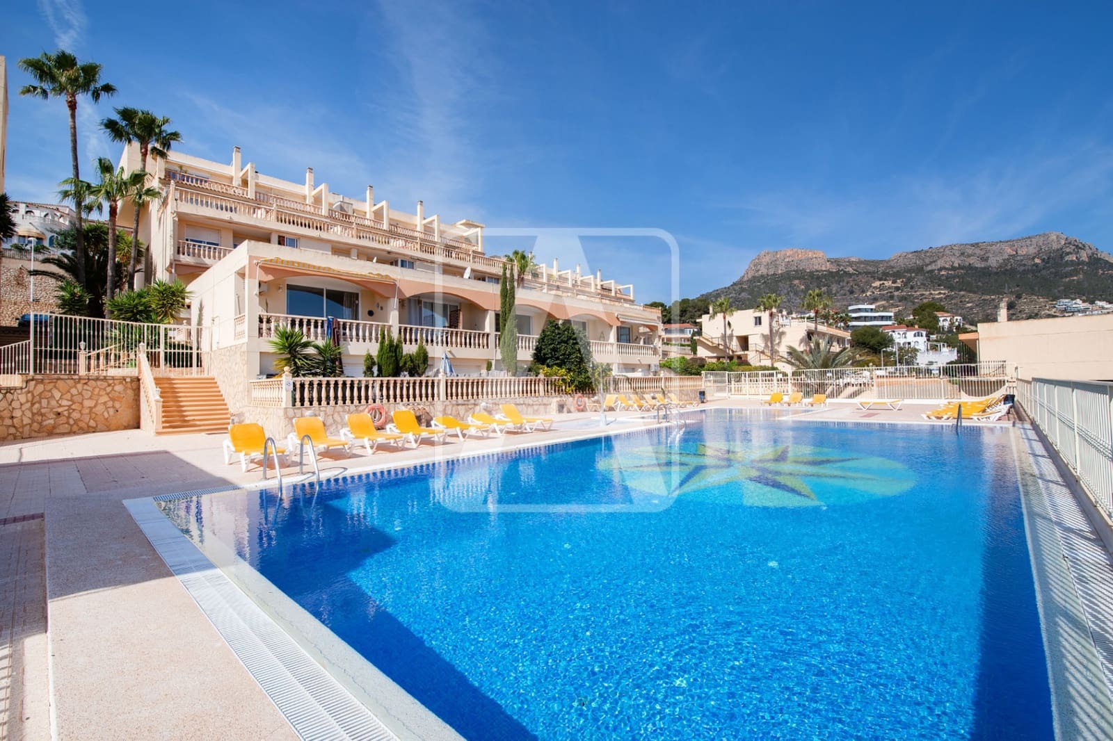 2 sovrum Lägenhet till salu i Calpe / Calp med pool garage - 265 000 € (Ref: 9758195)