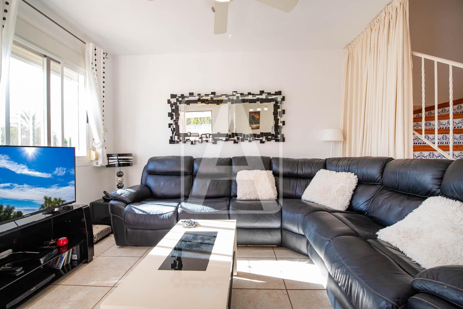 3 Zimmer Reihenhaus zu verkaufen in Calpe / Calp mit Pool Garage - 310.000 € (Ref: 9785960)