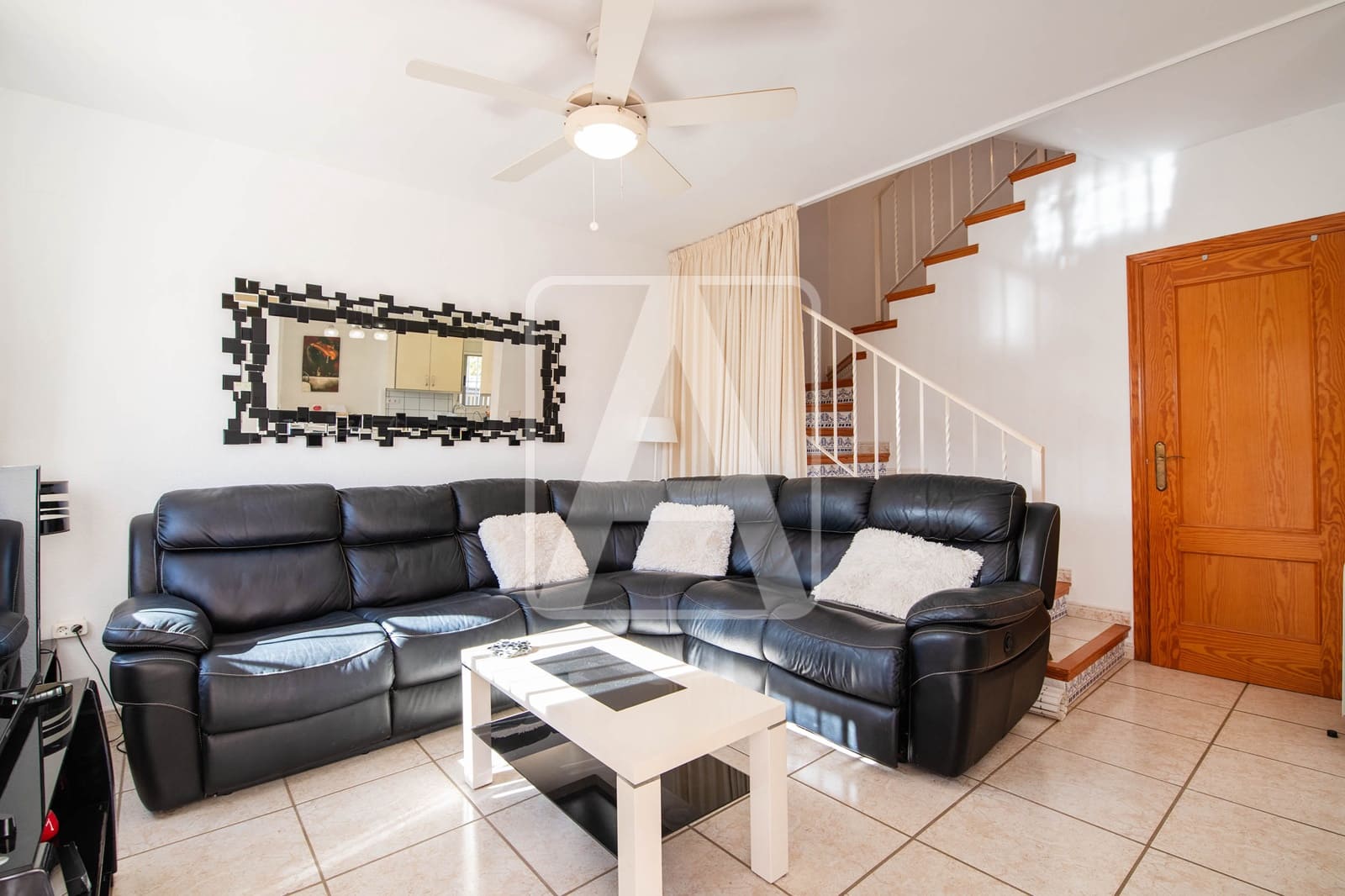 3 Zimmer Reihenhaus zu verkaufen in Calpe / Calp mit Pool Garage - 310.000 € (Ref: 9785960)