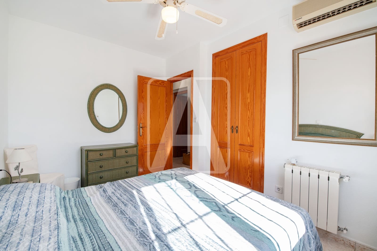 3 Zimmer Reihenhaus zu verkaufen in Calpe / Calp mit Pool Garage - 310.000 € (Ref: 9785960)