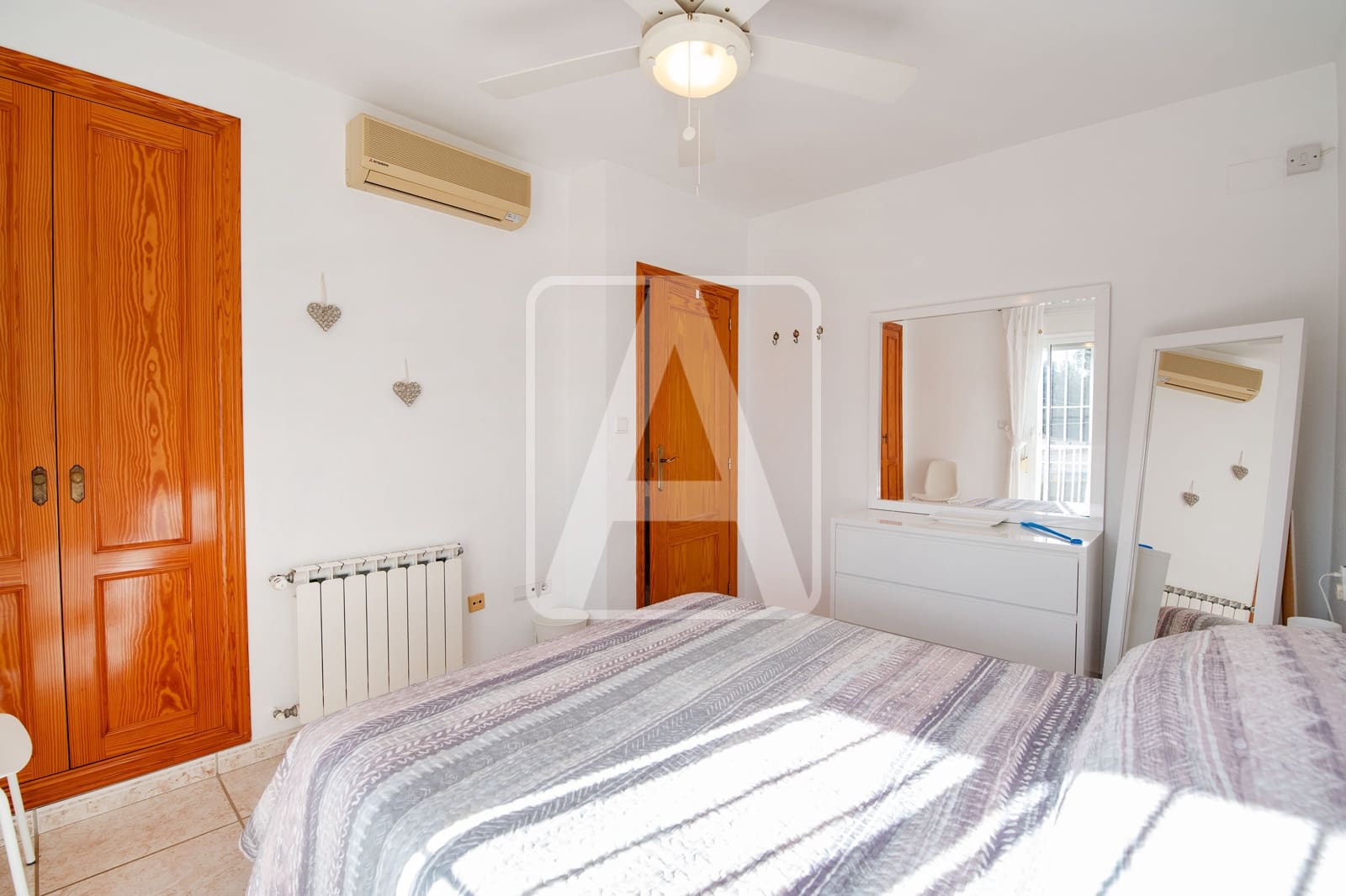 3 Zimmer Reihenhaus zu verkaufen in Calpe / Calp mit Pool Garage - 310.000 € (Ref: 9785960)