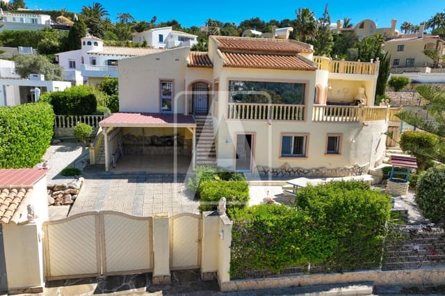 2 soverom Villa til salgs i Benissa med svømmebasseng garasje - € 485 000 (Ref: 9785961)