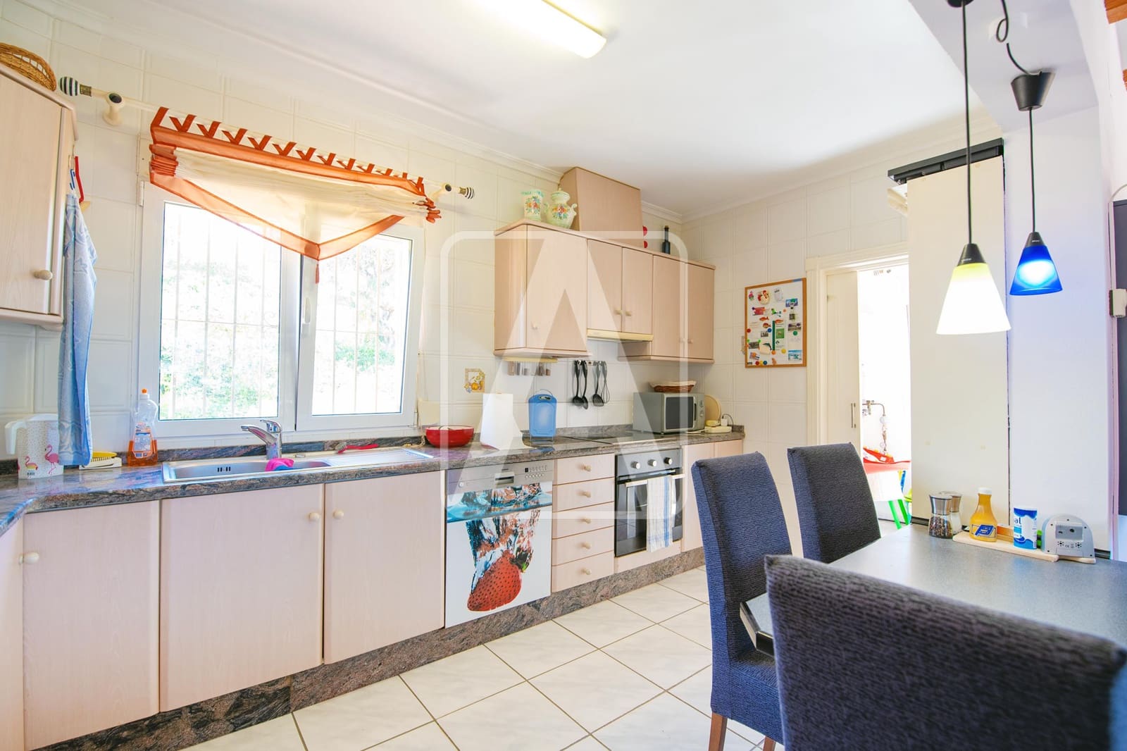 2 soverom Villa til salgs i Benissa med svømmebasseng garasje - € 485 000 (Ref: 9785961)