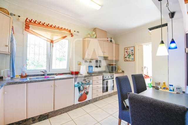 2 soverom Villa til salgs i Benissa med svømmebasseng garasje - € 485 000 (Ref: 9785961)