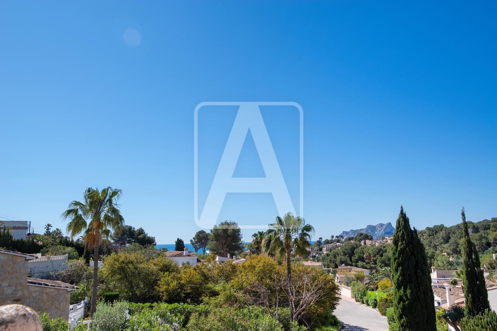 2 soverom Villa til salgs i Benissa med svømmebasseng garasje - € 485 000 (Ref: 9785961)