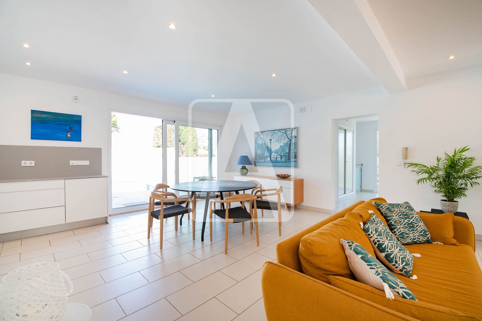 3 slaapkamer Villa te koop in Benissa met garage - € 1.150.000 (Ref: 9789998)