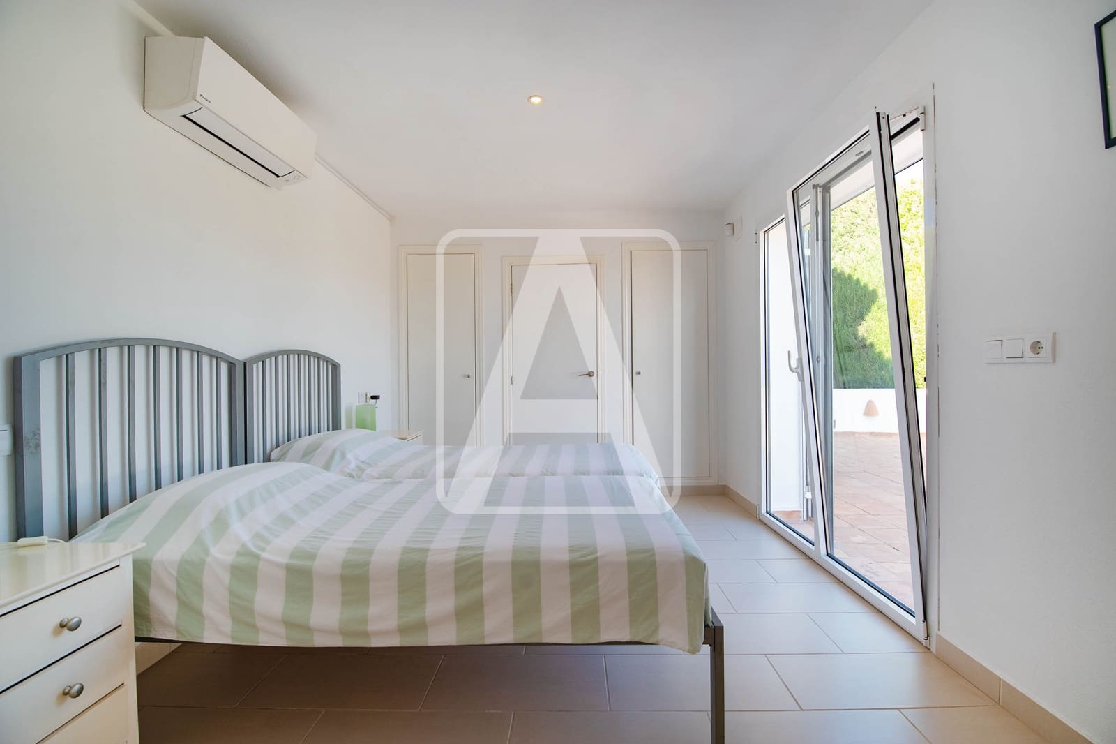 3 slaapkamer Villa te koop in Benissa met garage - € 1.150.000 (Ref: 9789998)