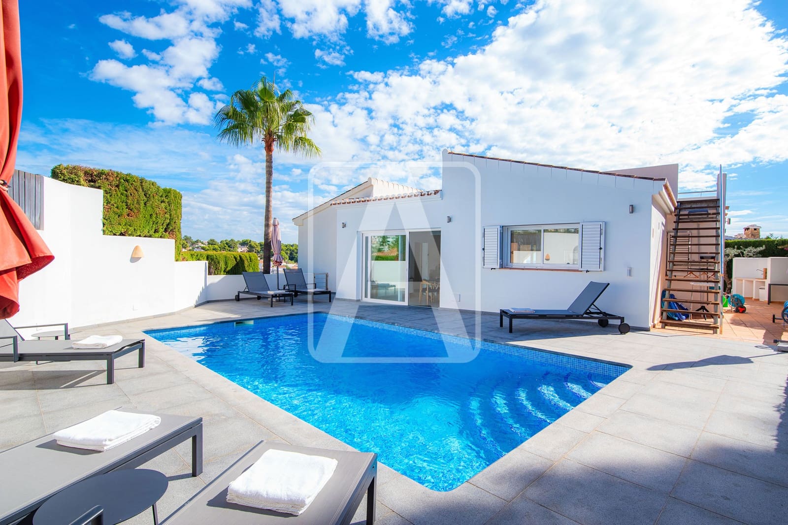 3 slaapkamer Villa te koop in Benissa met garage - € 1.150.000 (Ref: 9789998)