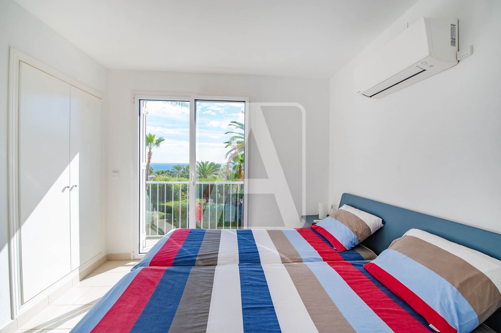 3 slaapkamer Villa te koop in Benissa met garage - € 1.150.000 (Ref: 9789998)