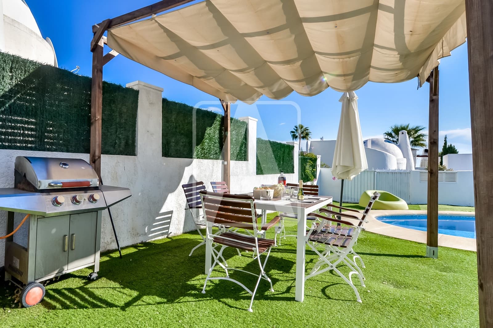 3 soverom Villa til salgs i Calpe / Calp med svømmebasseng garasje - € 425 000 (Ref: 9789999)