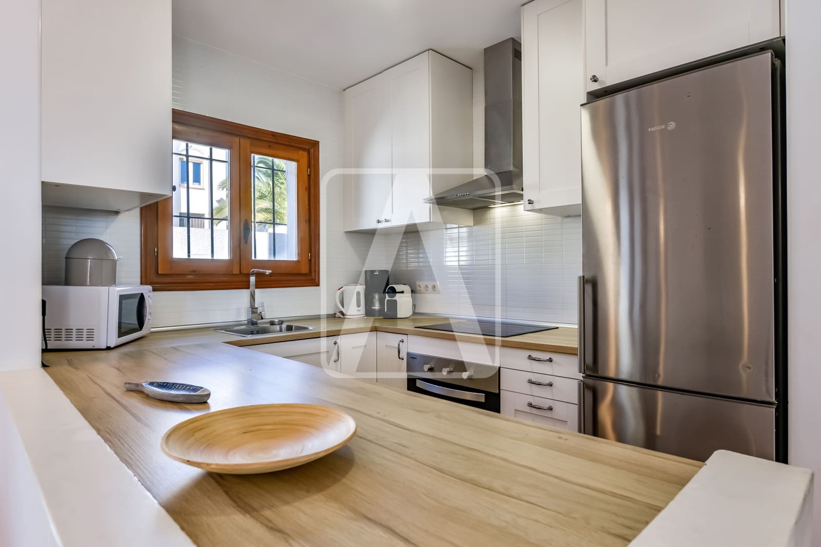 3 soverom Villa til salgs i Calpe / Calp med svømmebasseng garasje - € 425 000 (Ref: 9789999)