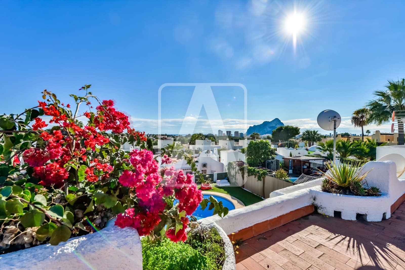 3 soverom Villa til salgs i Calpe / Calp med svømmebasseng garasje - € 425 000 (Ref: 9789999)