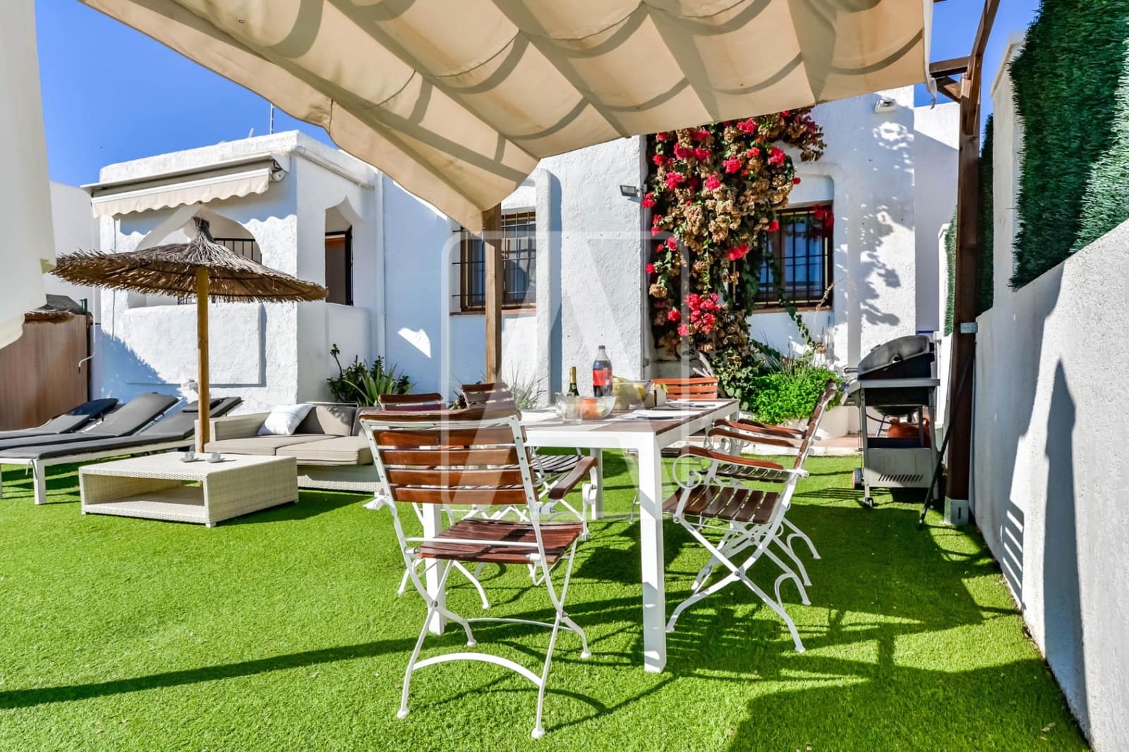 3 soverom Villa til salgs i Calpe / Calp med svømmebasseng garasje - € 425 000 (Ref: 9789999)