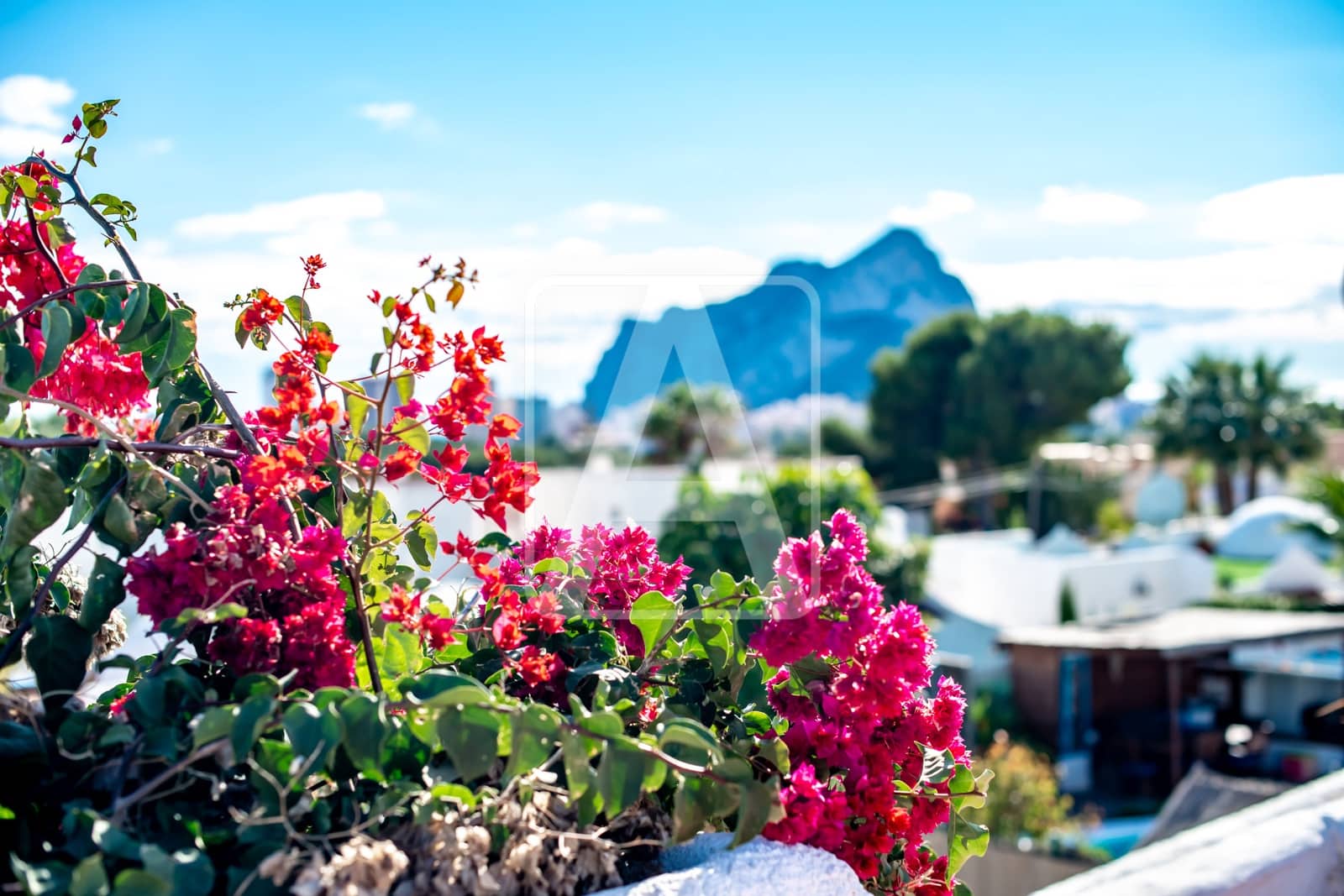 3 soverom Villa til salgs i Calpe / Calp med svømmebasseng garasje - € 425 000 (Ref: 9789999)