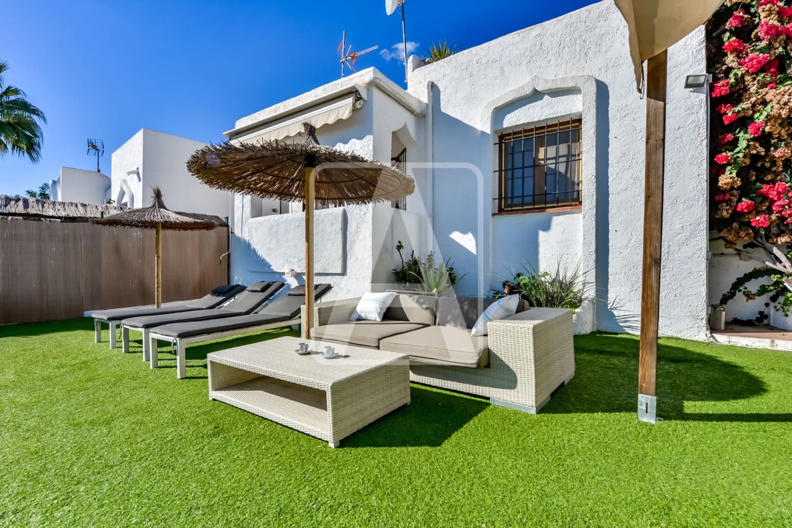 3 soverom Villa til salgs i Calpe / Calp med svømmebasseng garasje - € 425 000 (Ref: 9789999)