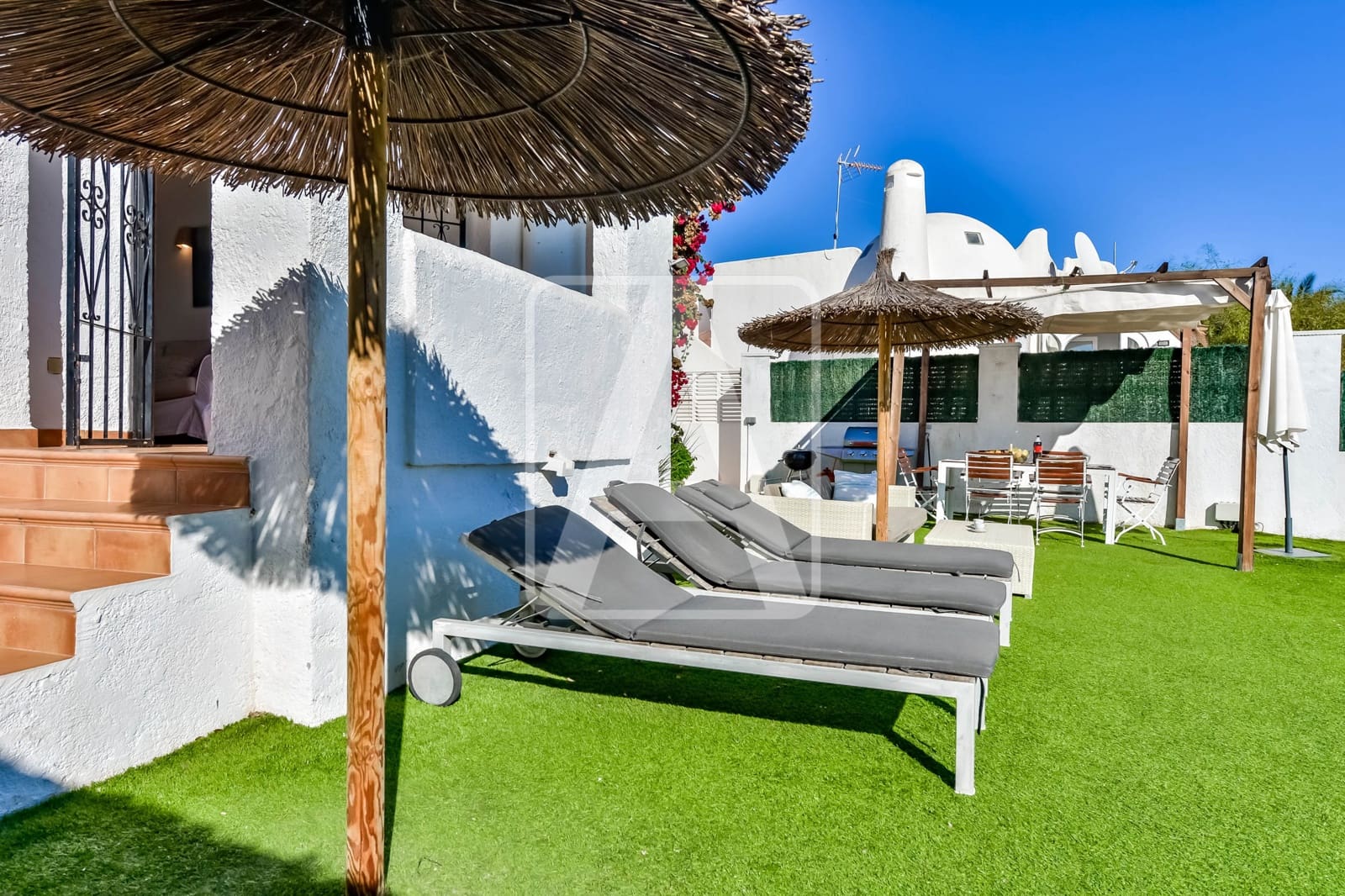 3 soverom Villa til salgs i Calpe / Calp med svømmebasseng garasje - € 425 000 (Ref: 9789999)