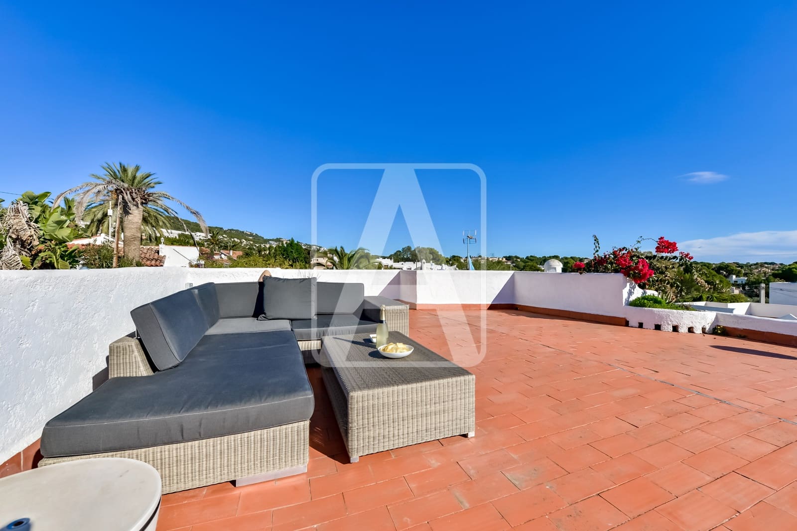 3 soverom Villa til salgs i Calpe / Calp med svømmebasseng garasje - € 425 000 (Ref: 9789999)