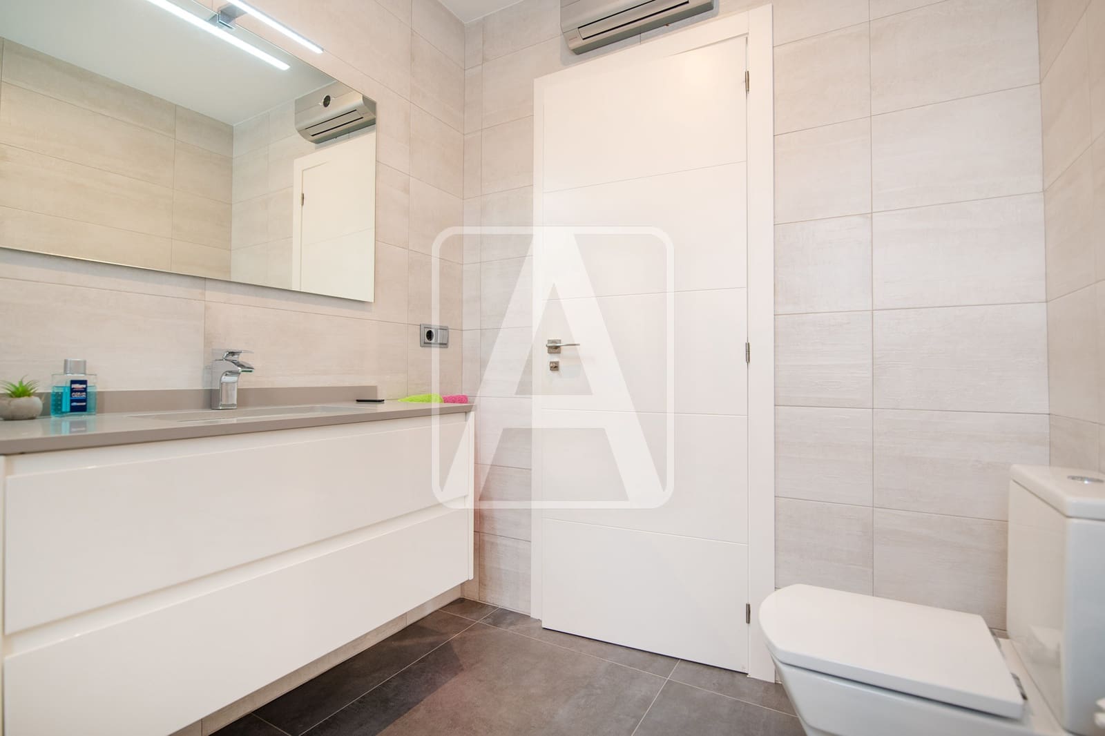 4 sypialnia Willa na sprzedaż w Benissa z garażem - 995 000 € (Ref: 9793702)