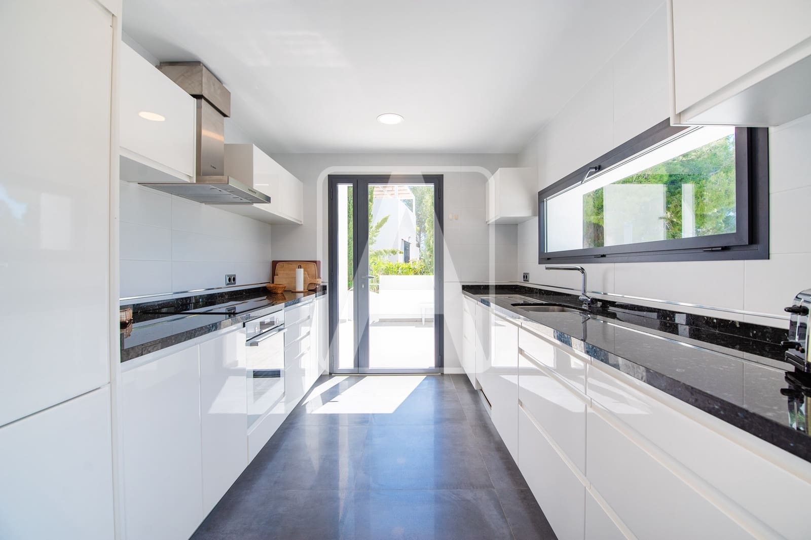 4 sypialnia Willa na sprzedaż w Benissa z garażem - 995 000 € (Ref: 9793702)