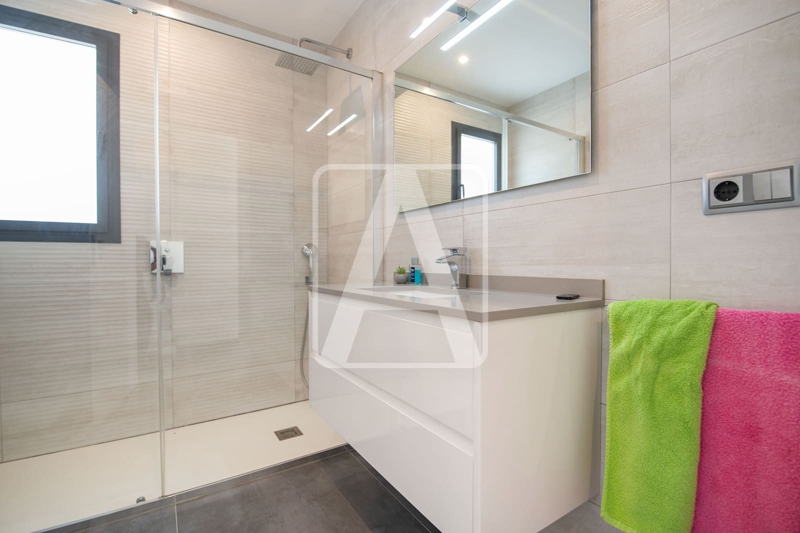 4 sypialnia Willa na sprzedaż w Benissa z garażem - 995 000 € (Ref: 9793702)