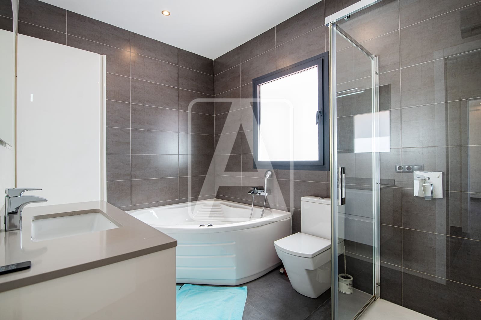 4 sypialnia Willa na sprzedaż w Benissa z garażem - 995 000 € (Ref: 9793702)