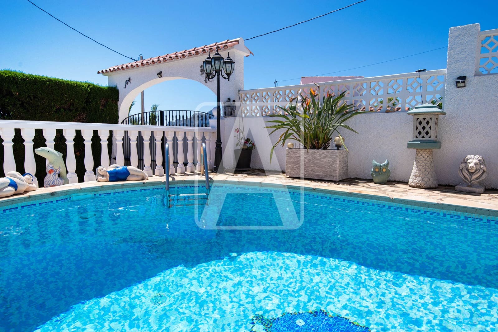 4 bedroom Villa for sale in Calpe / Calp with pool garage - € 540,000 (Ref: 9835035)
